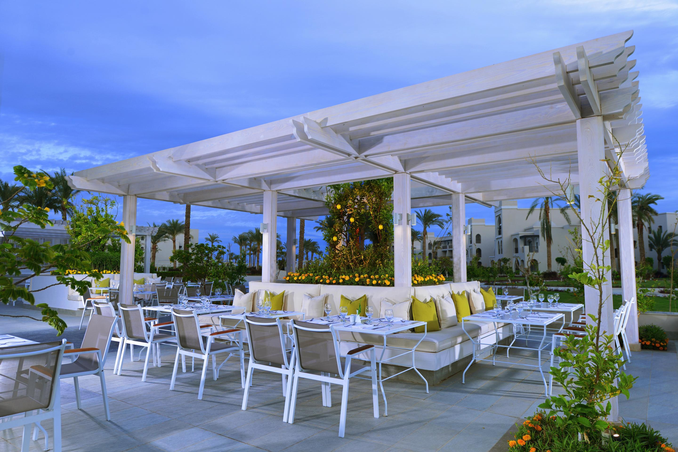 فندق شتايجنبرجر ألكازار شرم الشيخ المظهر الخارجي الصورة The Terrace at the Parker Palm Springs