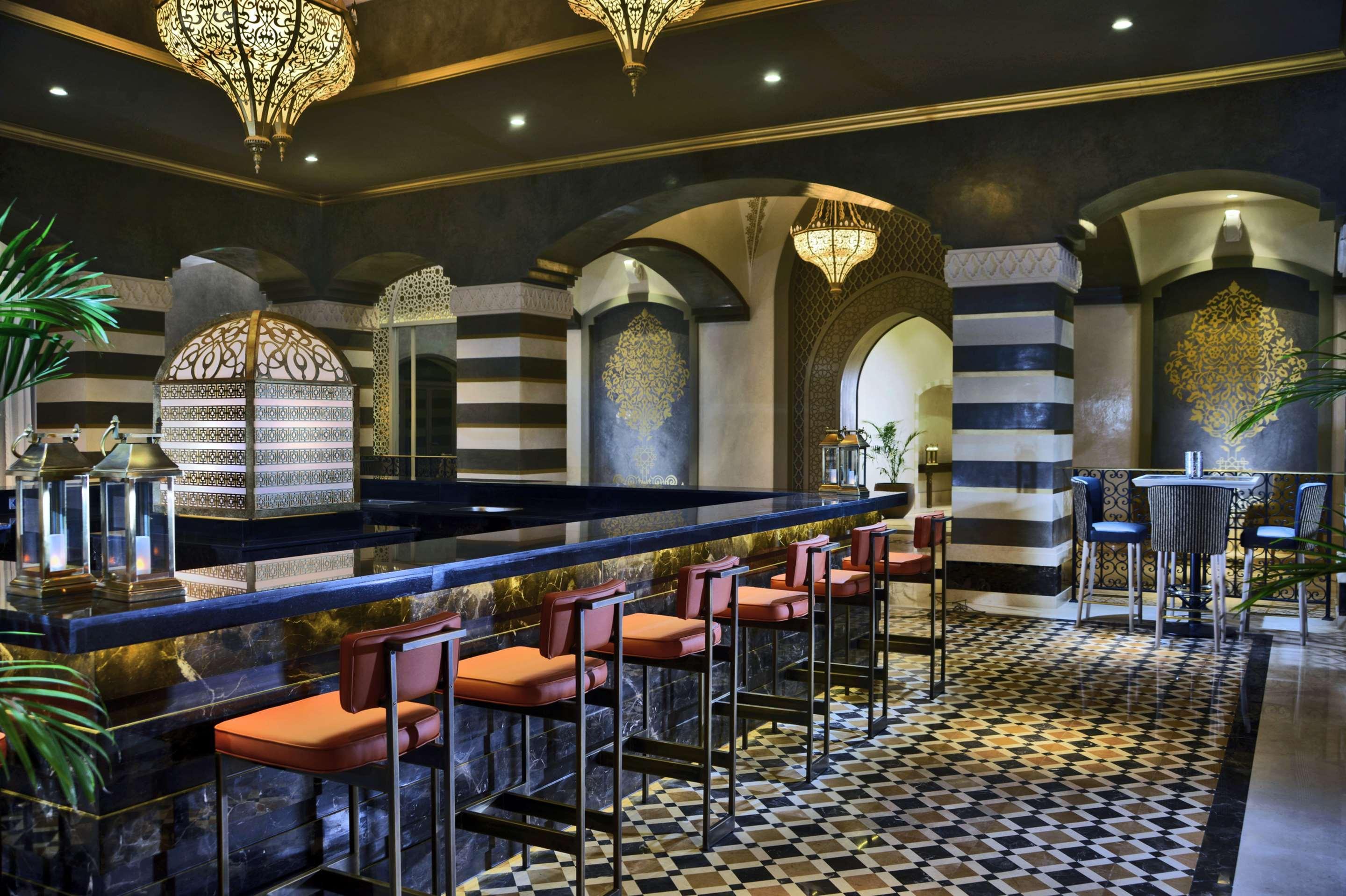 فندق شتايجنبرجر ألكازار شرم الشيخ المظهر الخارجي الصورة The bar at the hotel